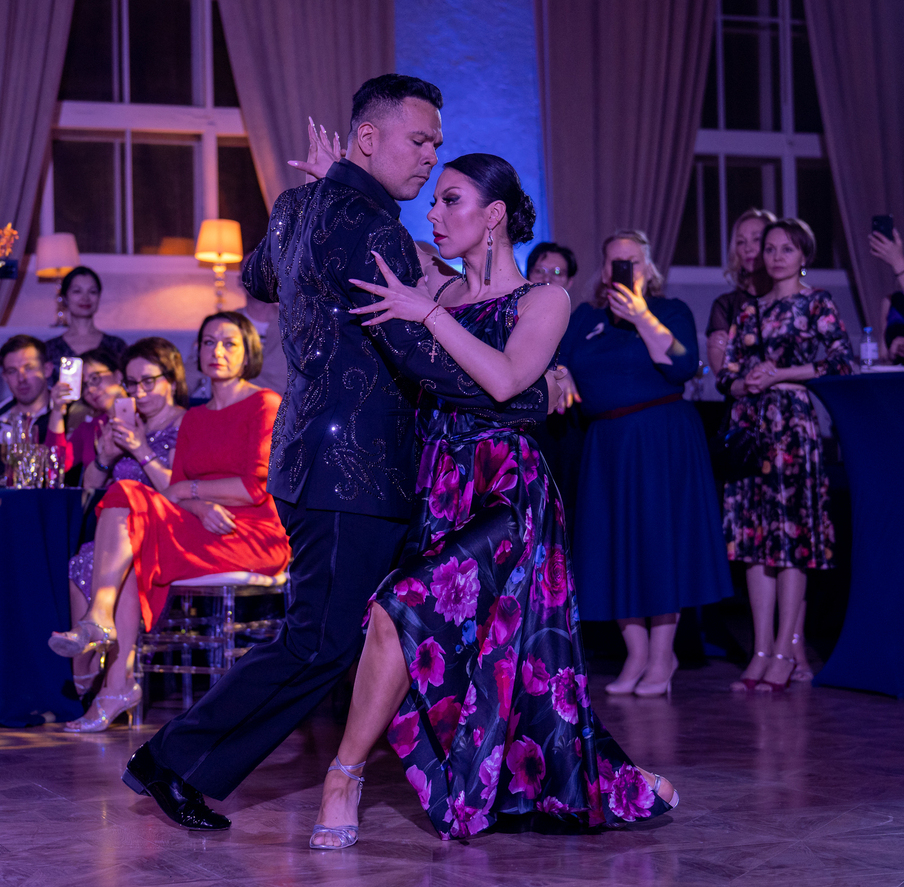 Входной. Grand Milonga II (05.04)